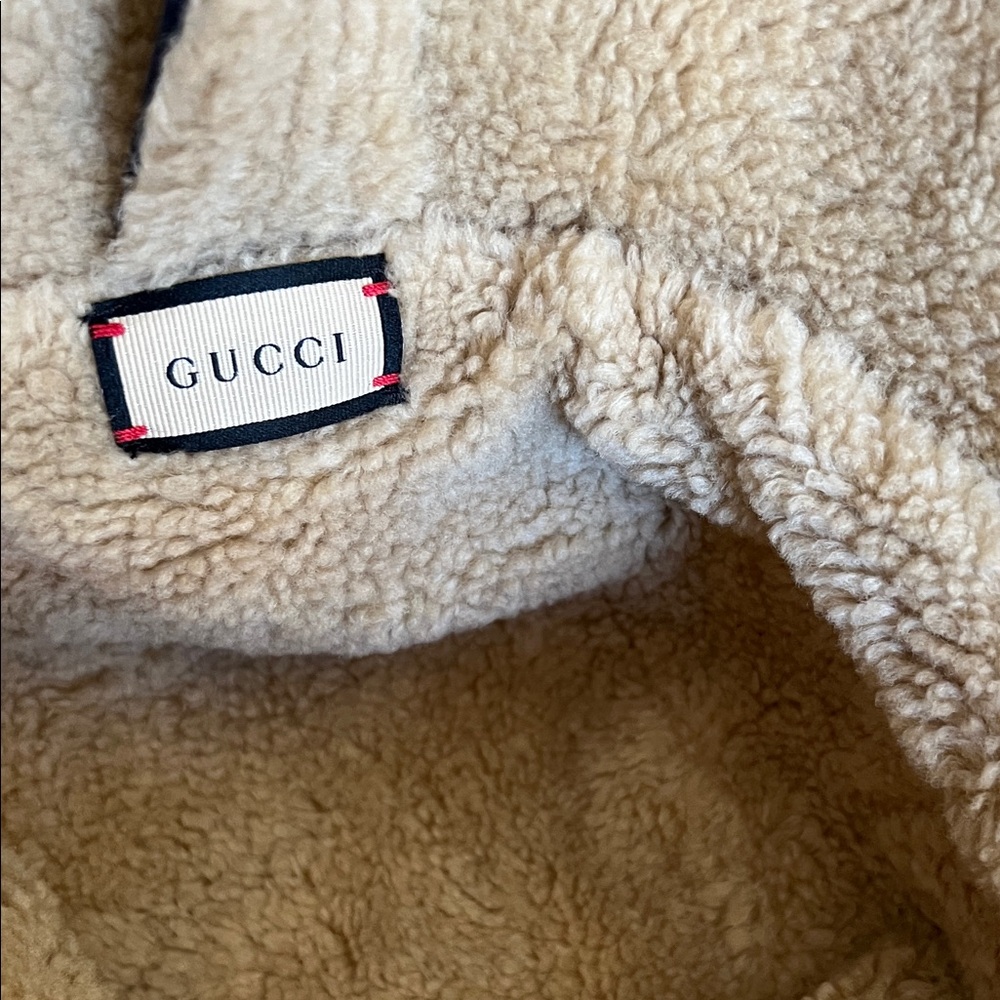 Gucci Women's Navy blue and Tan Bucket Hat - Picture 6 of 9